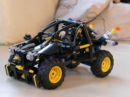 Technic Bat-Buggy with Pullback