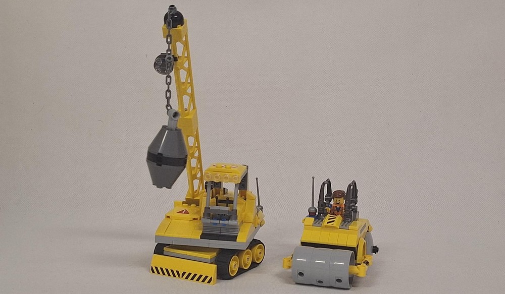 Lego Wrecking ball crane and road roller. 70814