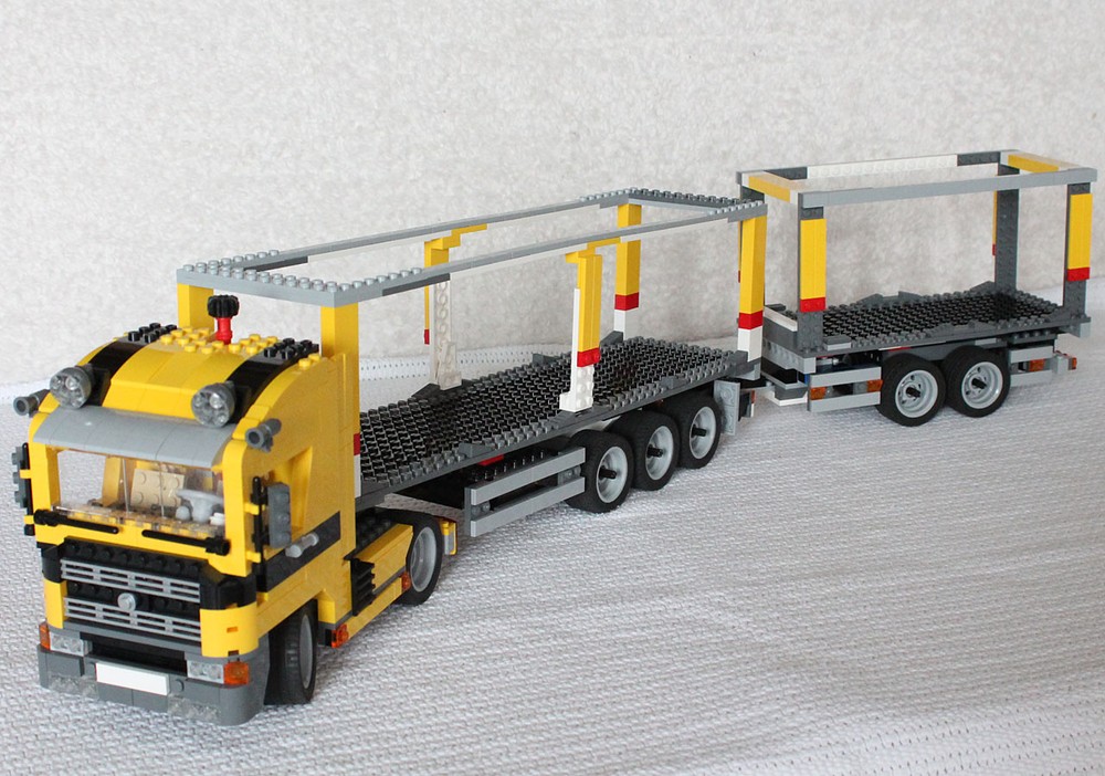 Lego Gigaliner 1