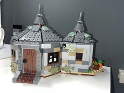 Village Pub