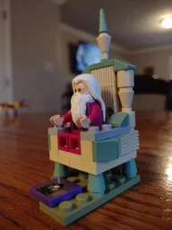 30435 Throne