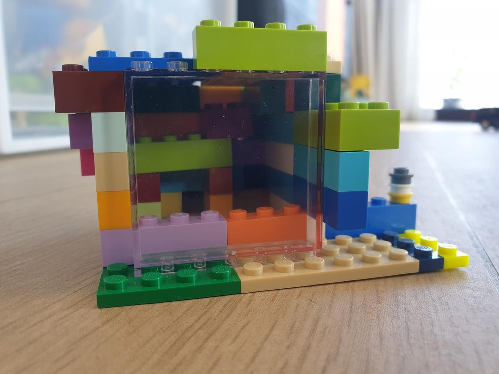 Lego Tony Dog House with Dog