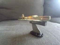 Stand for 1:72 scale model planes