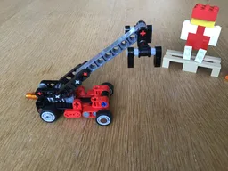 30655 Reach stacker