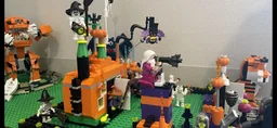 11022 Pumpkin house
