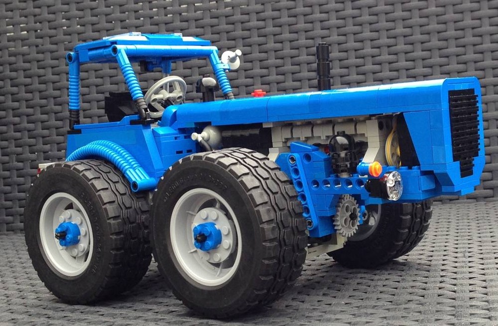 Lego Dutra D4K oldtimer tractor