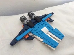 31099 Slim fighter