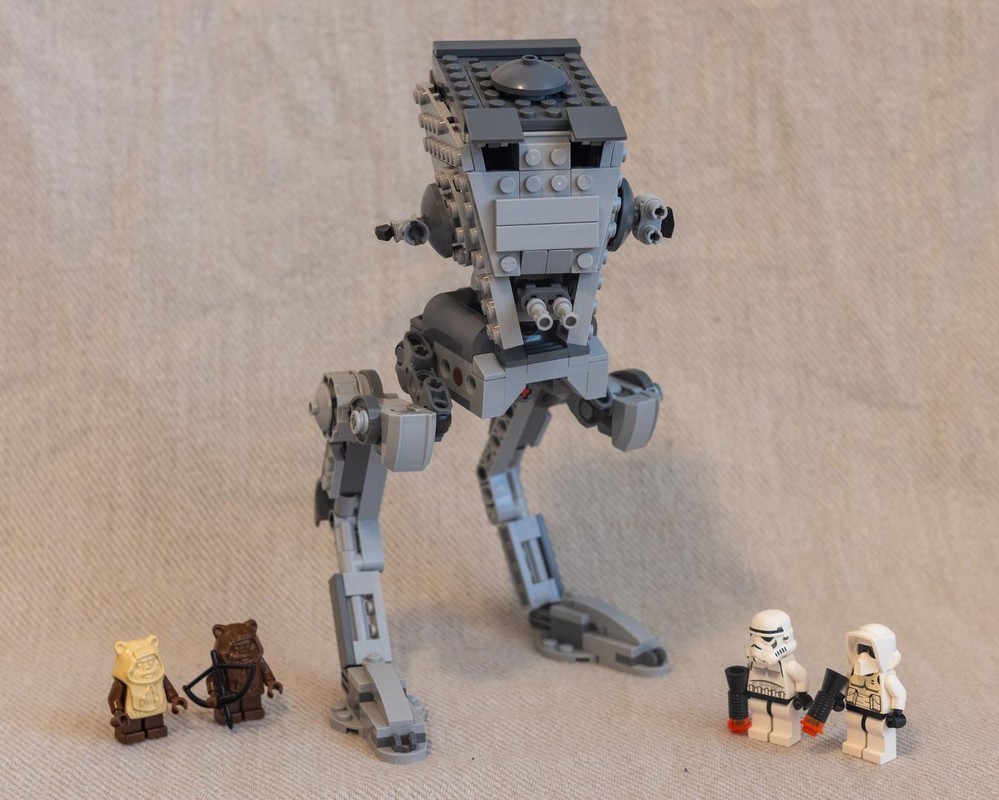 Lego Articulated AT-ST (8038 Mod)