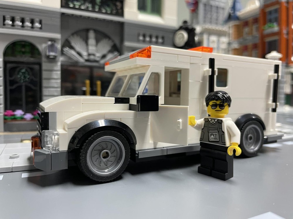 Lego Armored Car V1