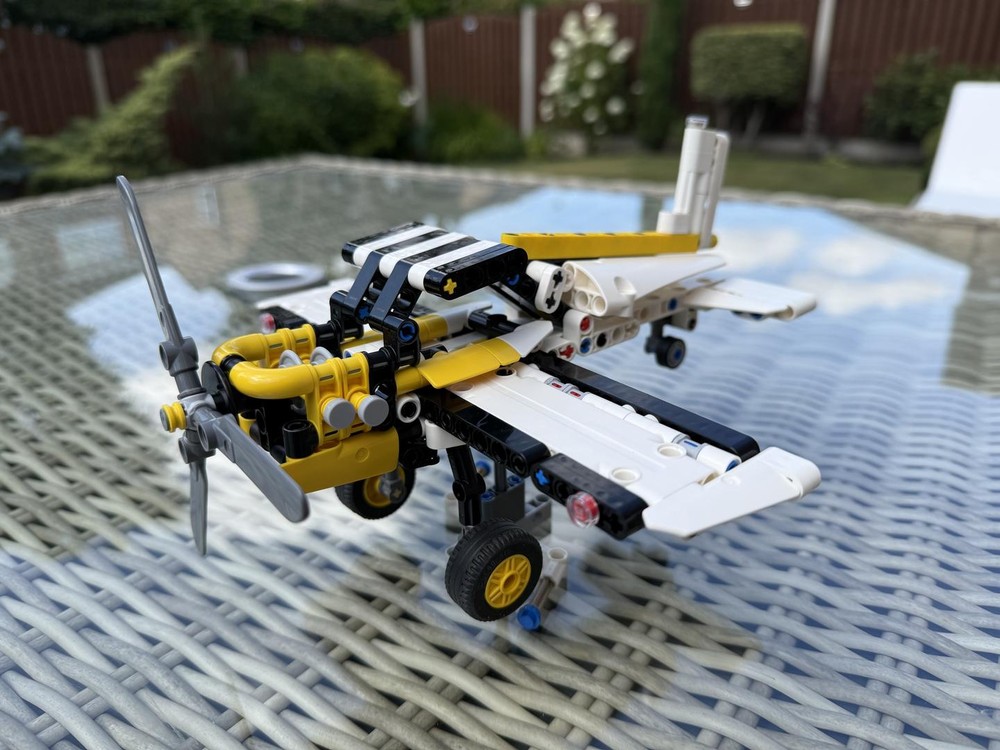 Lego 42198 Light Aircraft