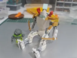 White Lizard Mech