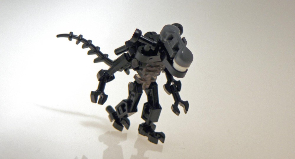 Lego Xenomorph Minifigure