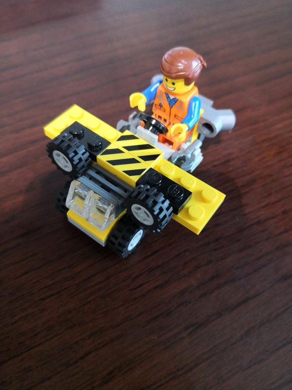 Lego Emmet's monster jet