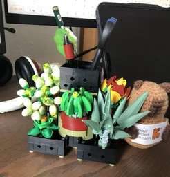 Succulent Pen Holder
