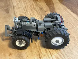 Universal tractor chassis RC