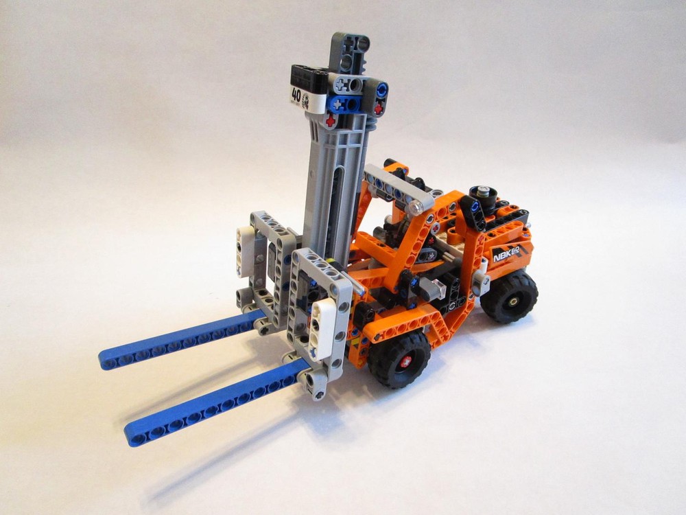 Lego Container Yard alternate forklift