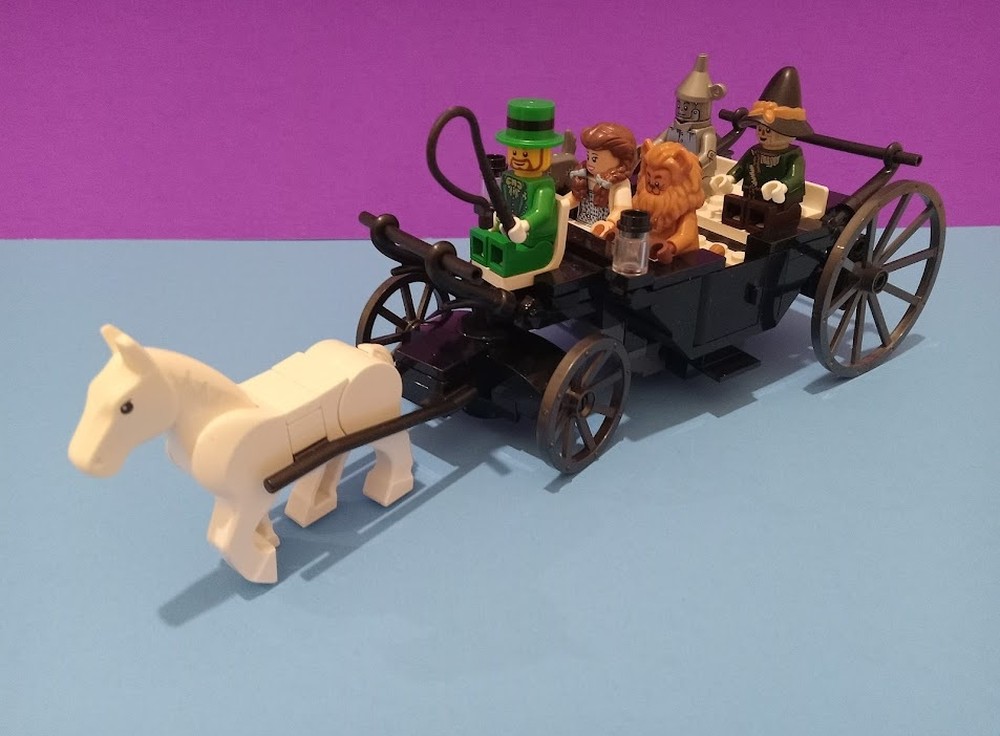 Lego Wizard of Oz Horse of Many Colors Carriage