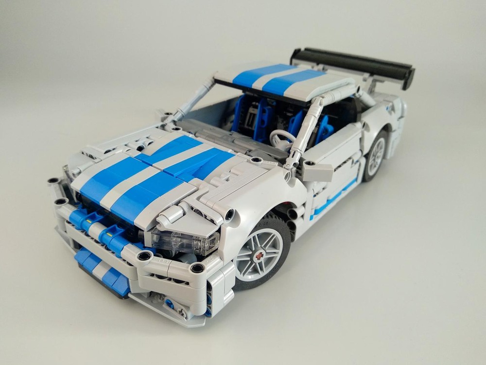 Lego Nissan Skyline R34 V2
