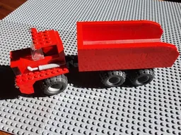Dump truck