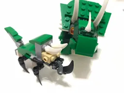 31058 - Mini Triceratops