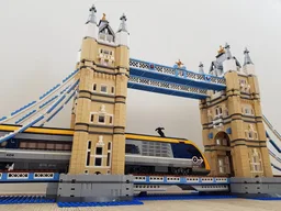 Train Tower Bridge