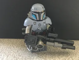 Paz Vizsla's Blaster.