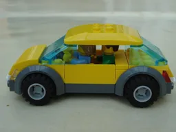 4435 yellow car