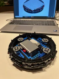 A Sleek Motorised Turntable for Display