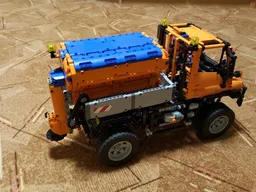 Spreader for Unimog 8110