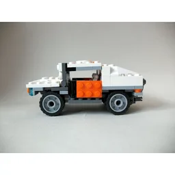 31034 - Ofroader From The Future