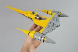 Naboo N1 Starfighter - Minifig Scale