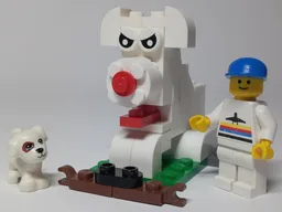 11012 Sitting Dog