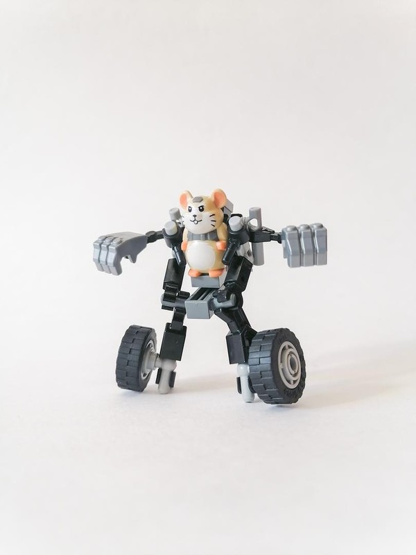 Lego Mini-Exo suit