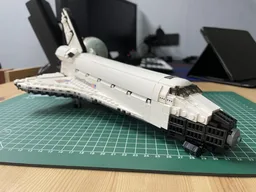 1:110 Space Shuttle