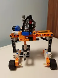 42088 alt Container Crane