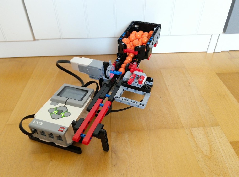 Lego Ball Counter