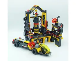 10355 Blacktron Rocket Base