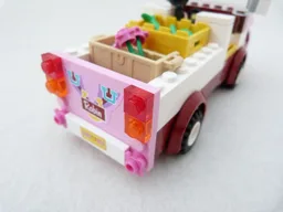 3186 Flatbed Delivery Truck
