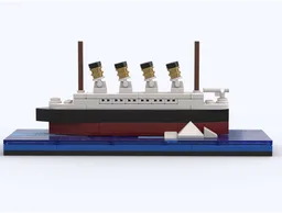Mini Titanic Diorama