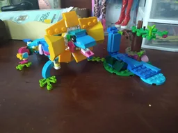 31136 Frilled Lizard