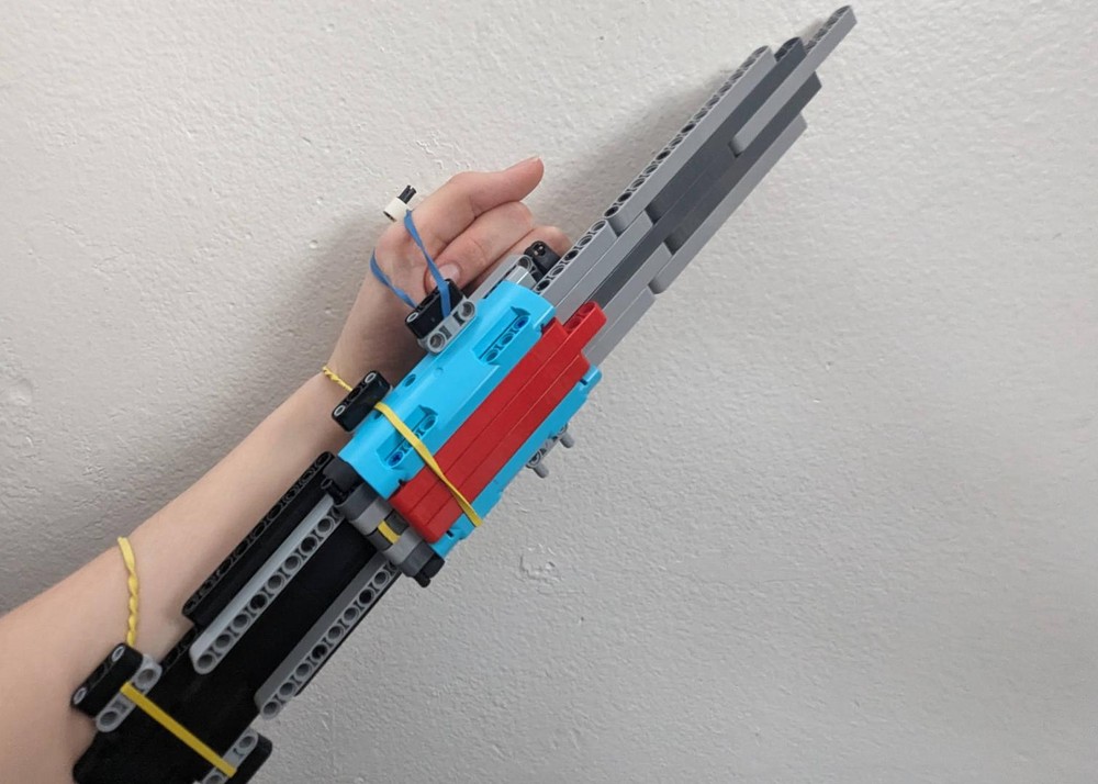 Lego Assassins creed wrist dagger