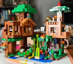 The better Minecraft Treehouse