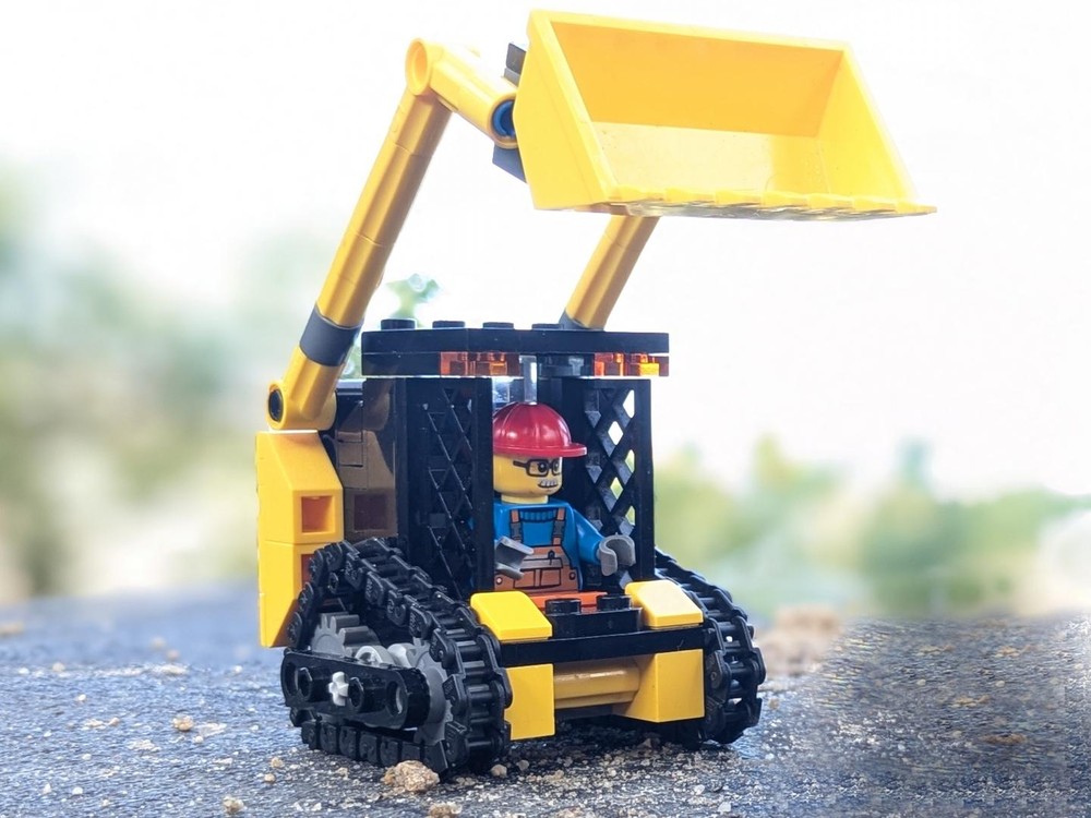 Lego Tracked skid steer mini loader