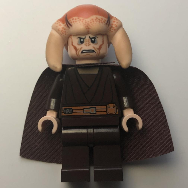 Lego Saesee Tiin, Cape
