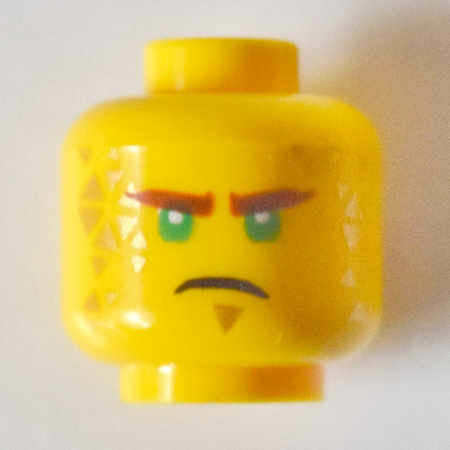 Lego Minifig Head Lloyd, Brown Eyebrows, Green Eyes, Triangles / Yellow