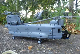 CH 47 Chinook Helicopter