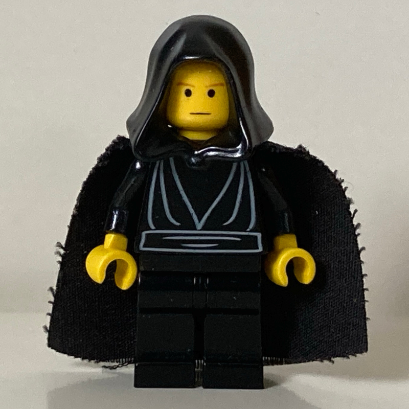 Lego Luke Skywalker, Black Robes, Yellow Skin, Black Cape and Hood