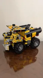 Mining dump truck (42122)