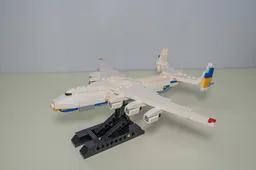 Antonov AN-225 “Mriya" - 1:300 Scale