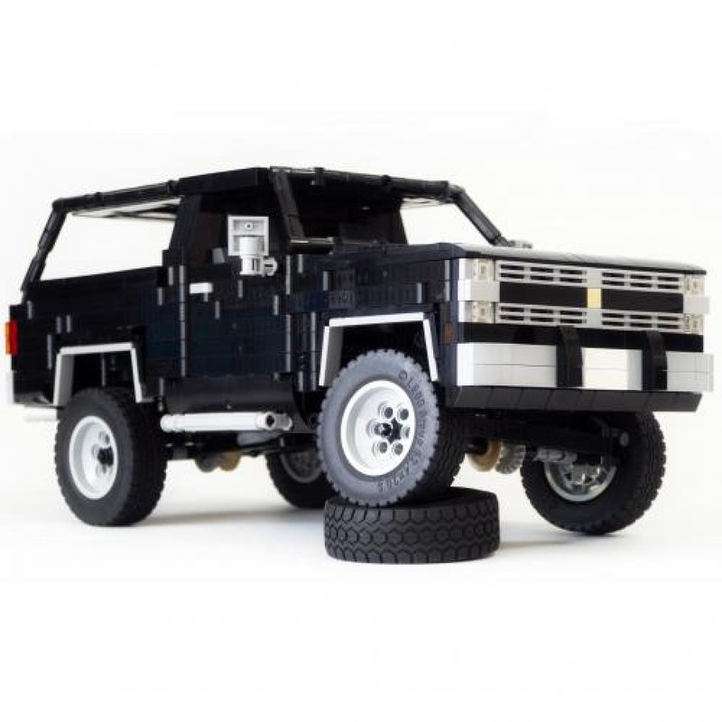Lego Chevrolet K5 Blazer Silverado V8 1984